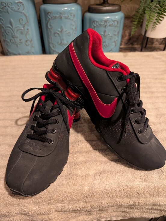 Nike Other - Nike Shox Deliver Running Shoes Youth 7Y Black Red Leather Lace Up Sneaker